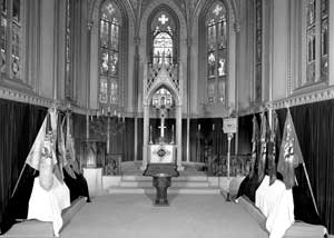 Das Innere der evangelischen Christuskapelle auf der Burg Hohenzollern 