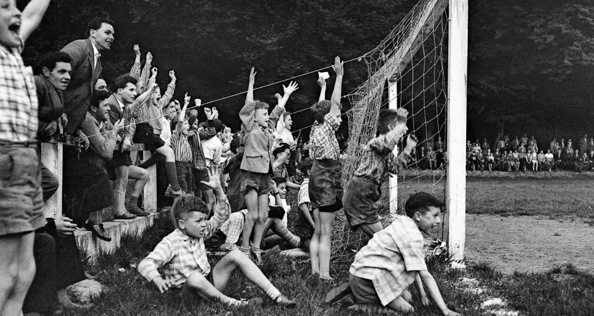 1958: Spiel des FC Tiengen 08 gegen den VfB Waldshut.