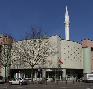 Yavuz-Sultan-Selim-Moschee in Mannheim. Foto: Wikicommons, Hubert Berberich, CC BY 2.5.